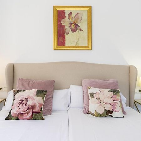 Soho Premium 4 Bedrooms Apartment Malaga Bagian luar foto
