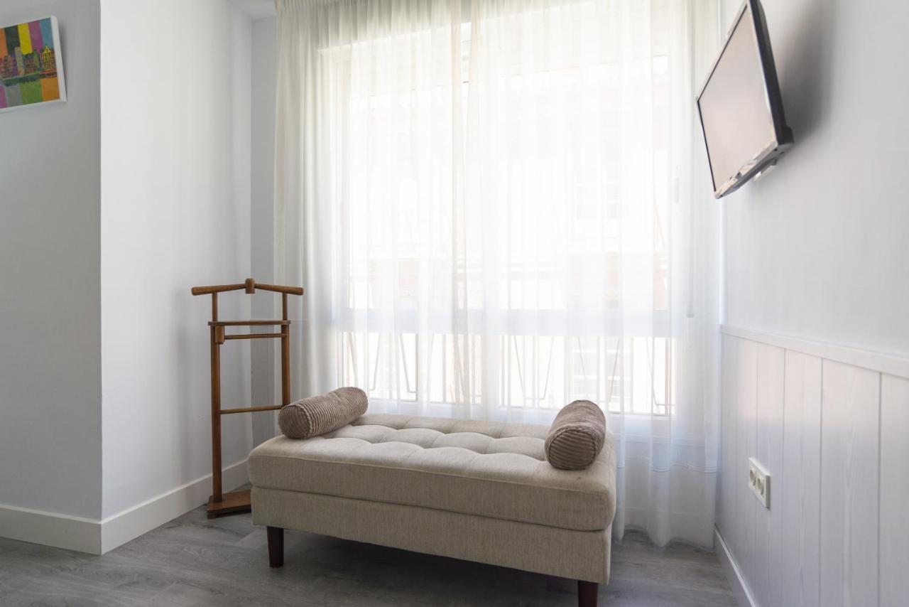 Soho Premium 4 Bedrooms Apartment Malaga Bagian luar foto