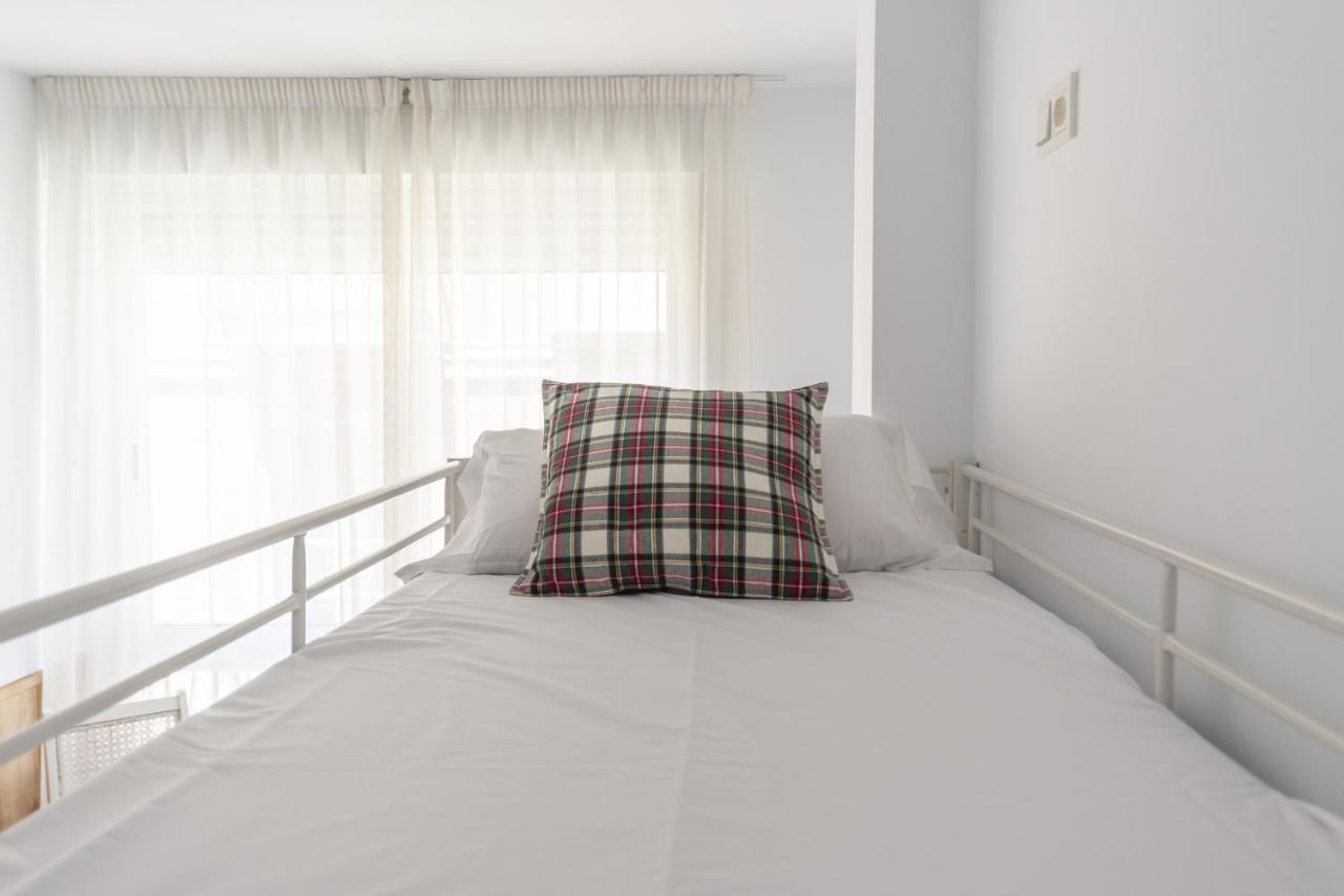 Soho Premium 4 Bedrooms Apartment Malaga Bagian luar foto