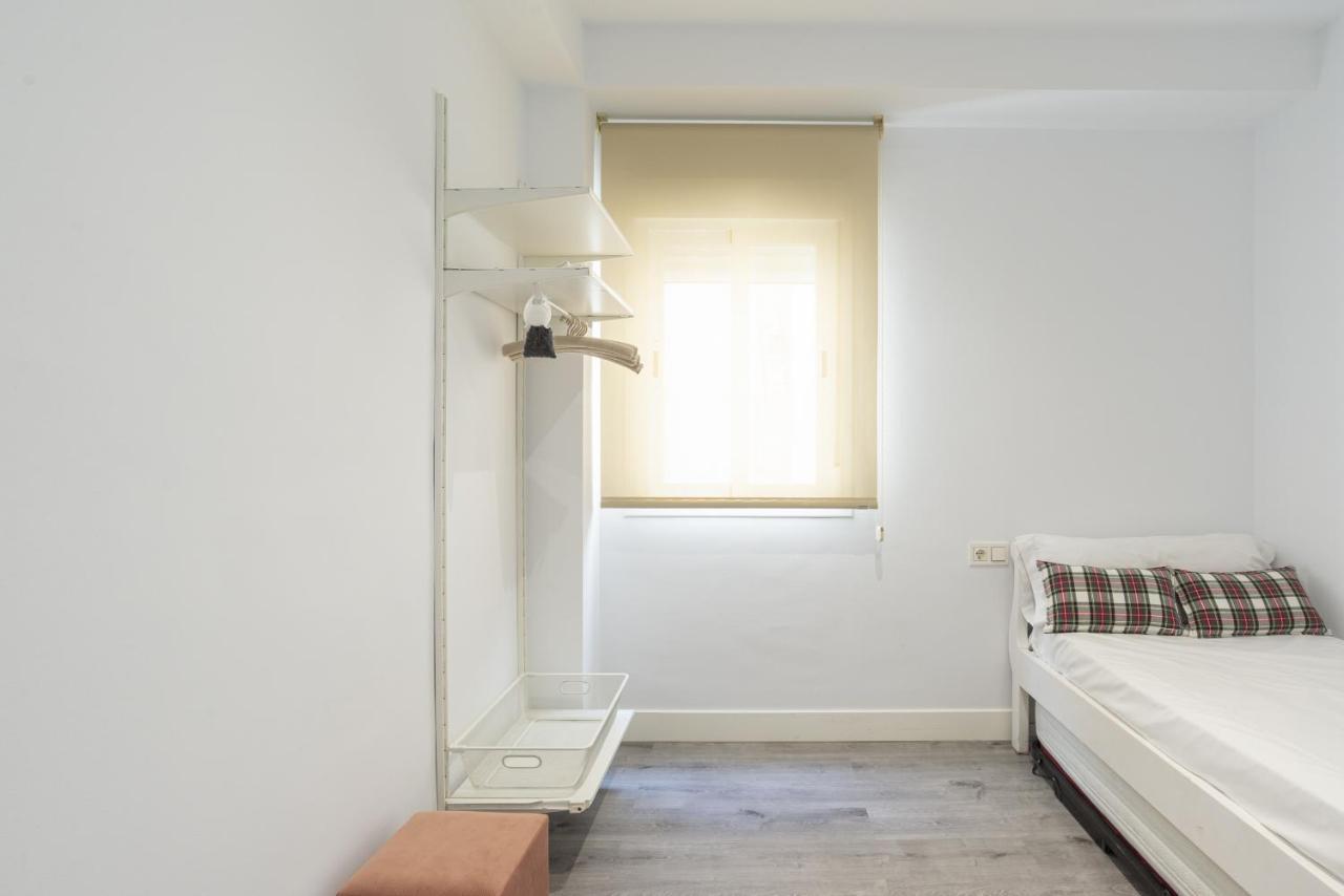 Soho Premium 4 Bedrooms Apartment Malaga Bagian luar foto
